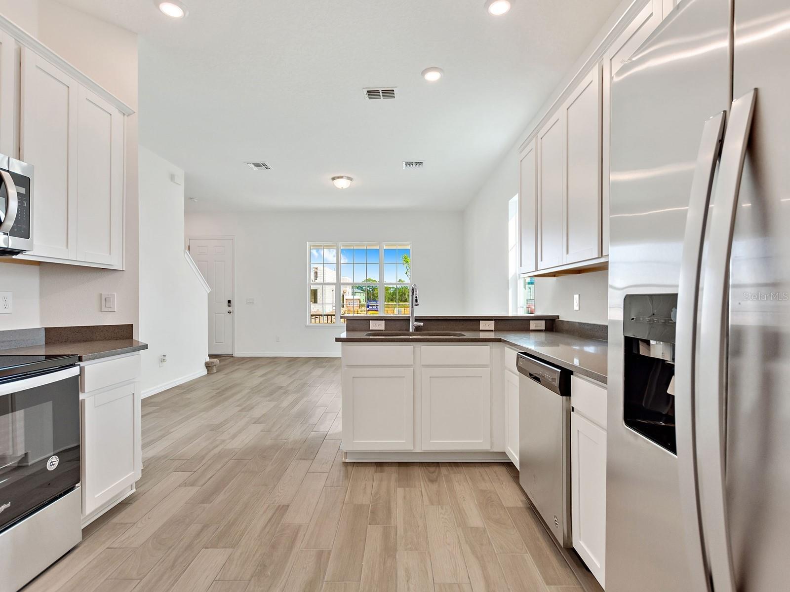 Palms-Ph 4 - Residential