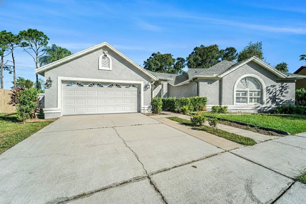 Photo of 2210 Lake Bay Way, Brandon, FL 33511 (MLS # O6353661)