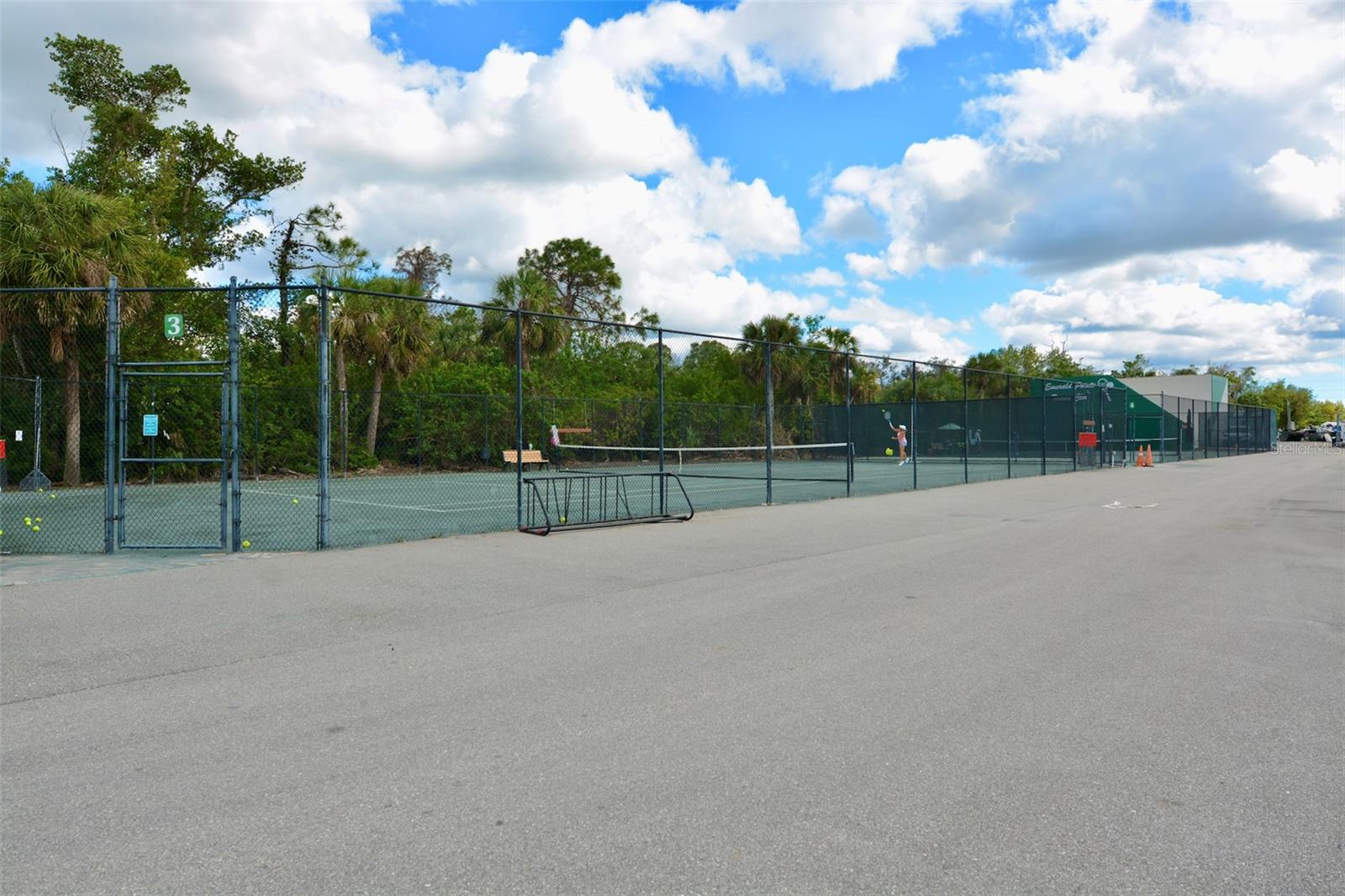 EMERALD POINTE PH 04 - Residential