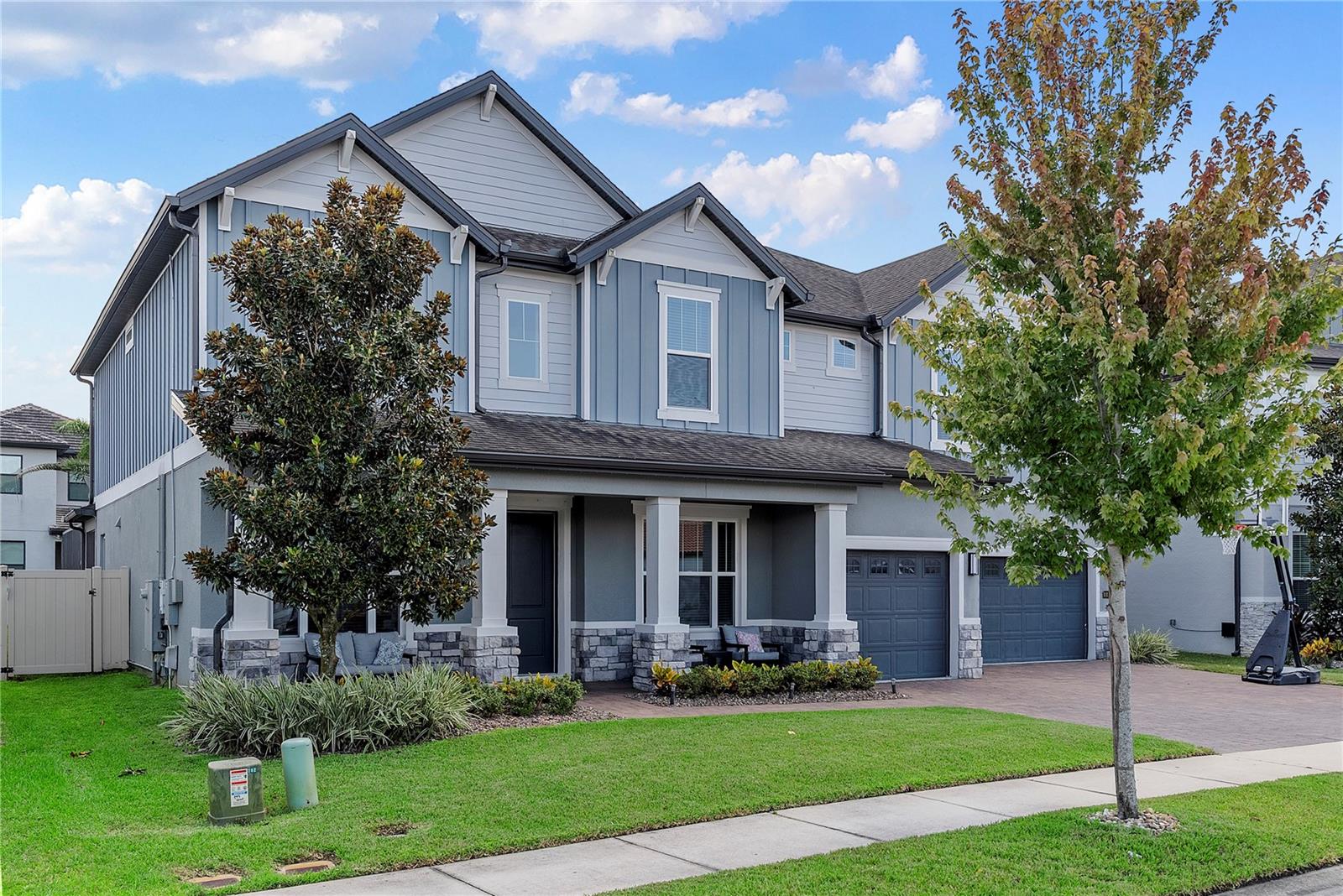 1117 WADING WATERS CIRCLE