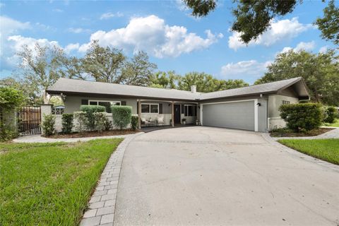 Photo of 11331 N Oakleaf Avenue, Tampa, FL 33612 (MLS # TB8424214) Photo of 11331 N Oakleaf Avenue, Tampa, FL 33612 (MLS # TB8424214)