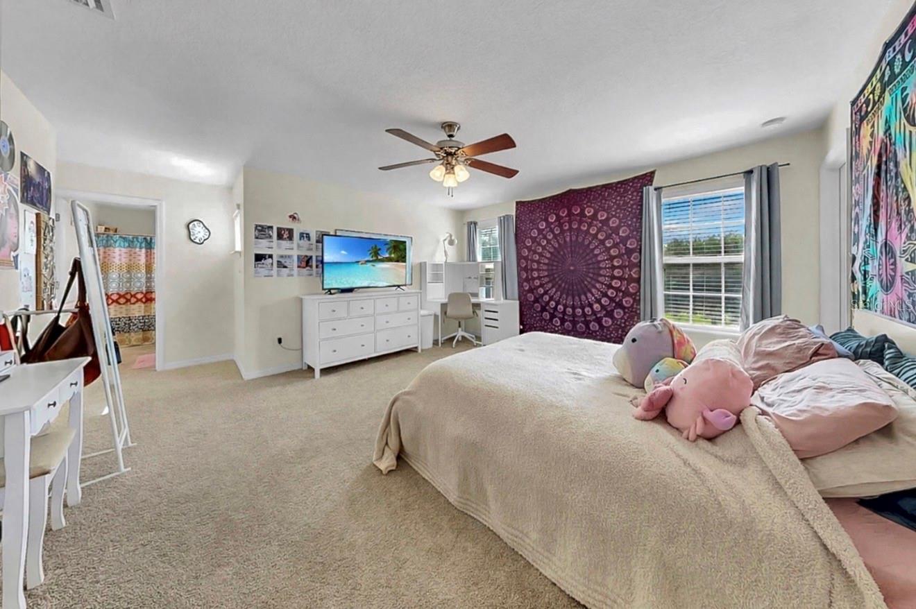 MCKINLEY OAKS - Residential