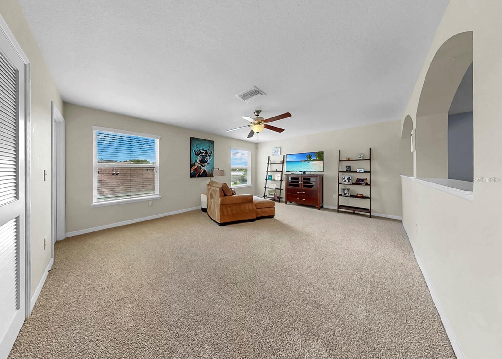 MCKINLEY OAKS - Residential