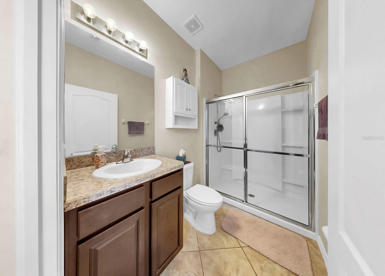 MCKINLEY OAKS - Residential