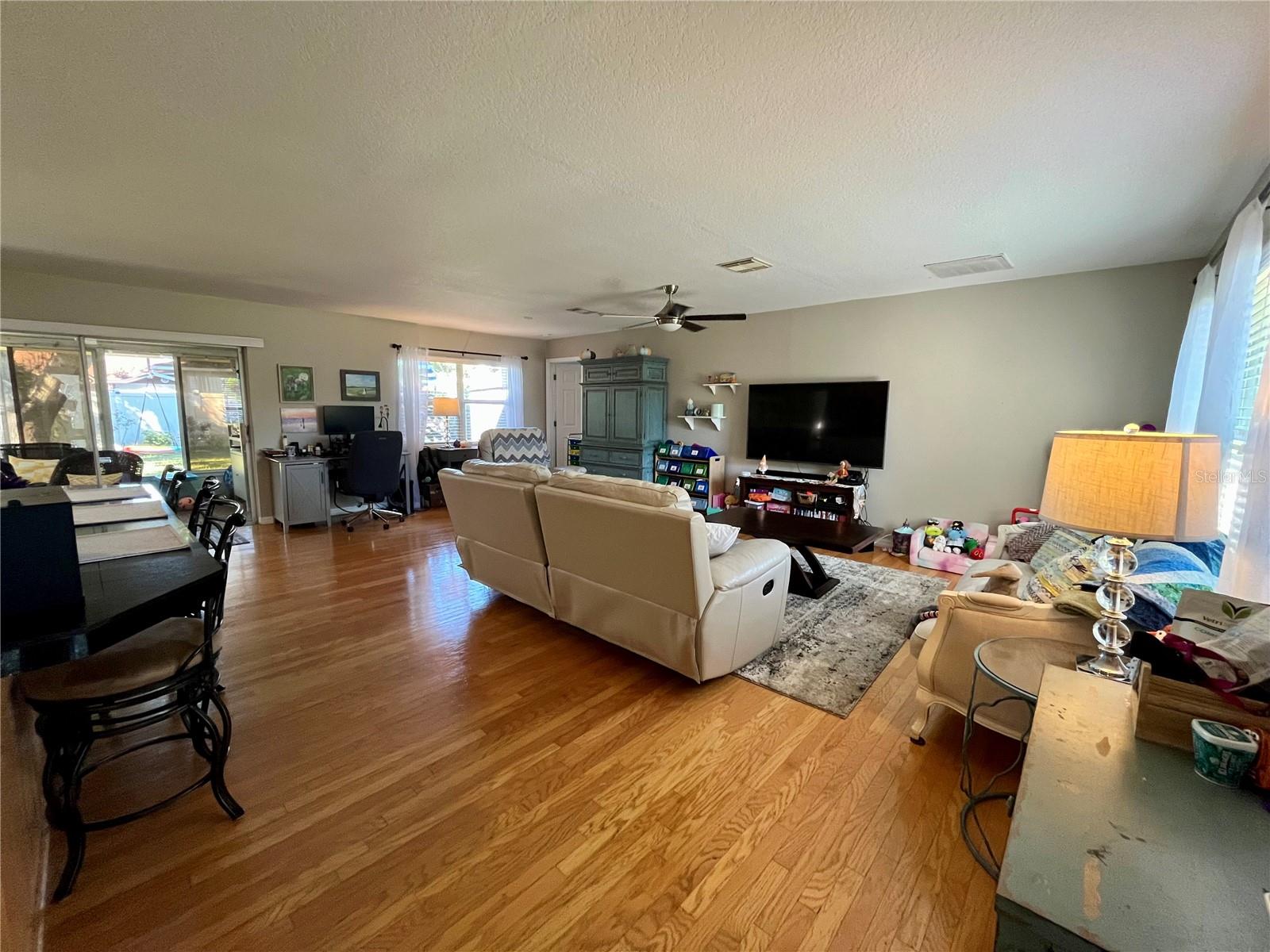 WOODGATE OF COUNTRYSIDE - Residential