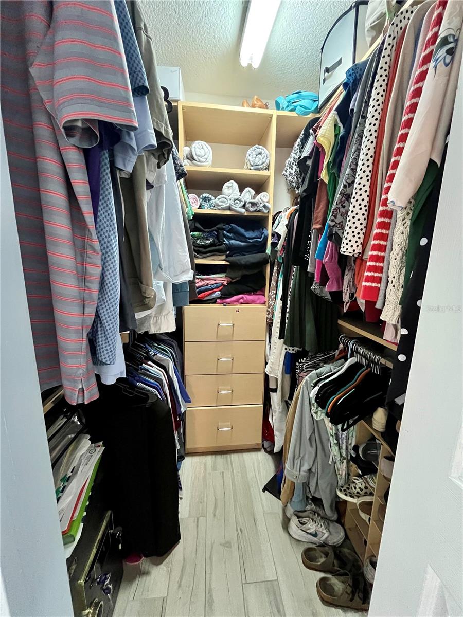 WOODGATE OF COUNTRYSIDE - Residential