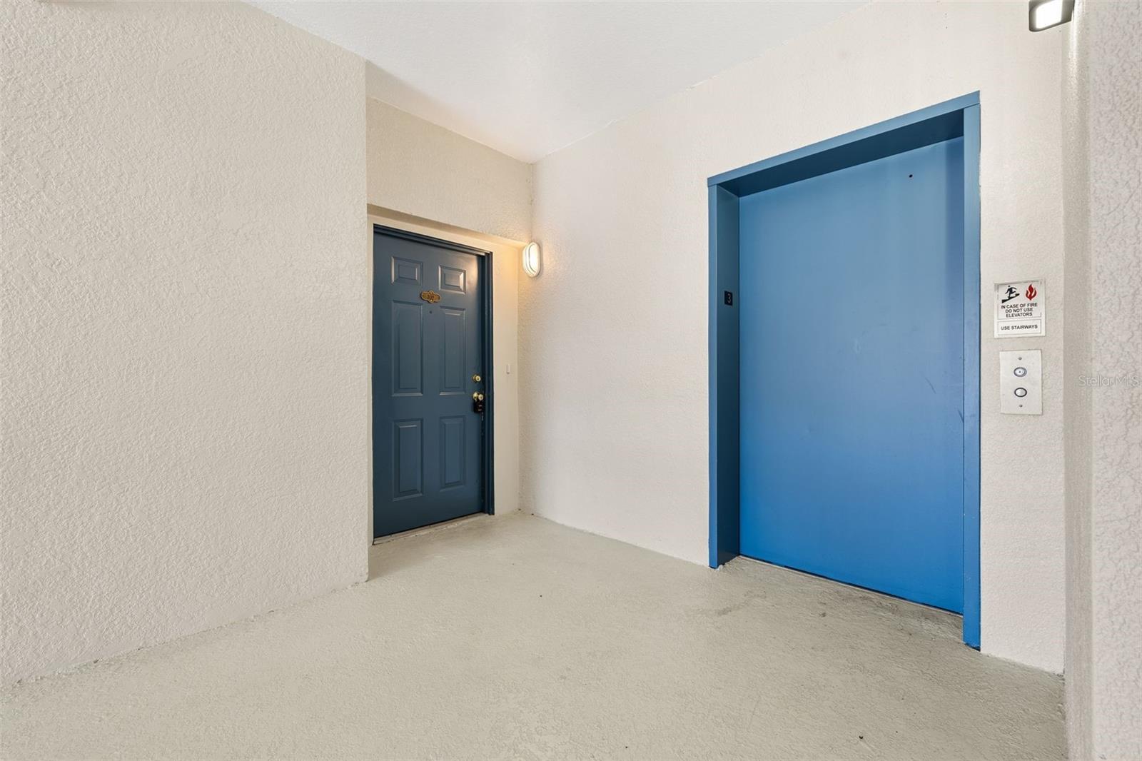 3000 LAUREL PARK LANE 302