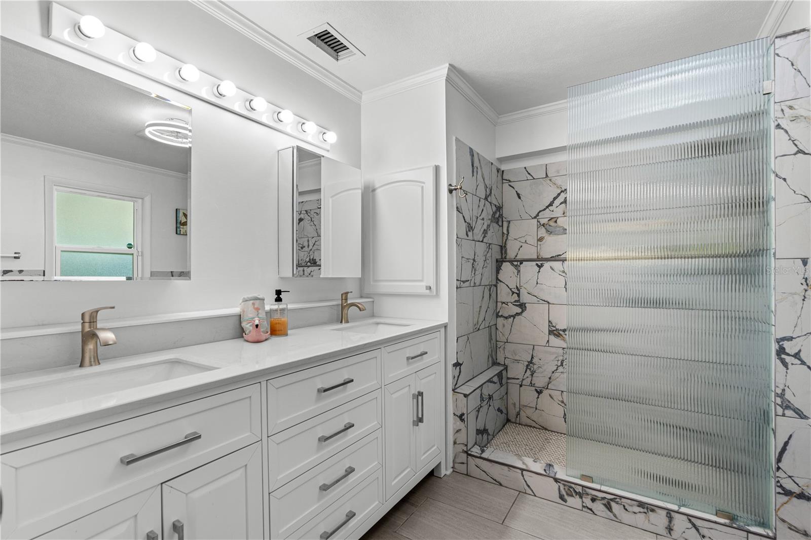 RAYMONDE SHORES ADD 02 - Residential