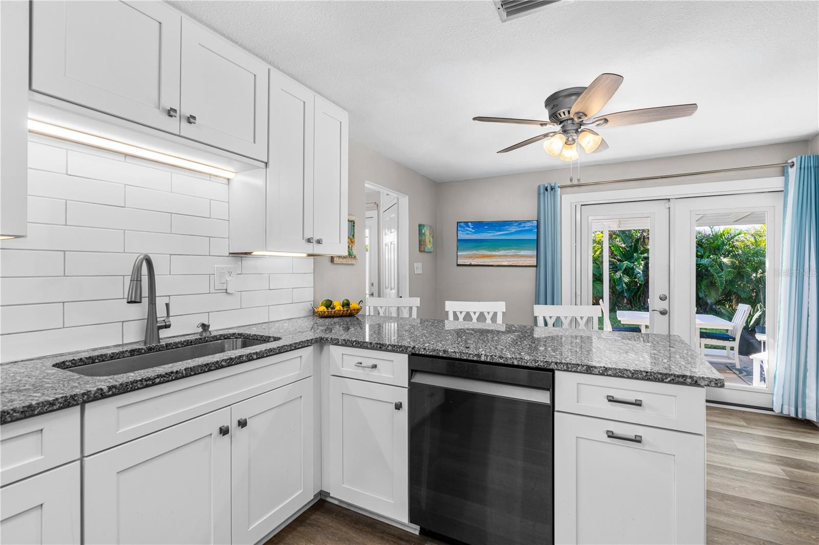 RAYMONDE SHORES ADD 02 - Residential