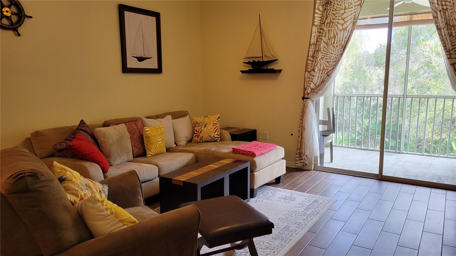 LAS PALMAS OF SARASOTA - Residential Lease