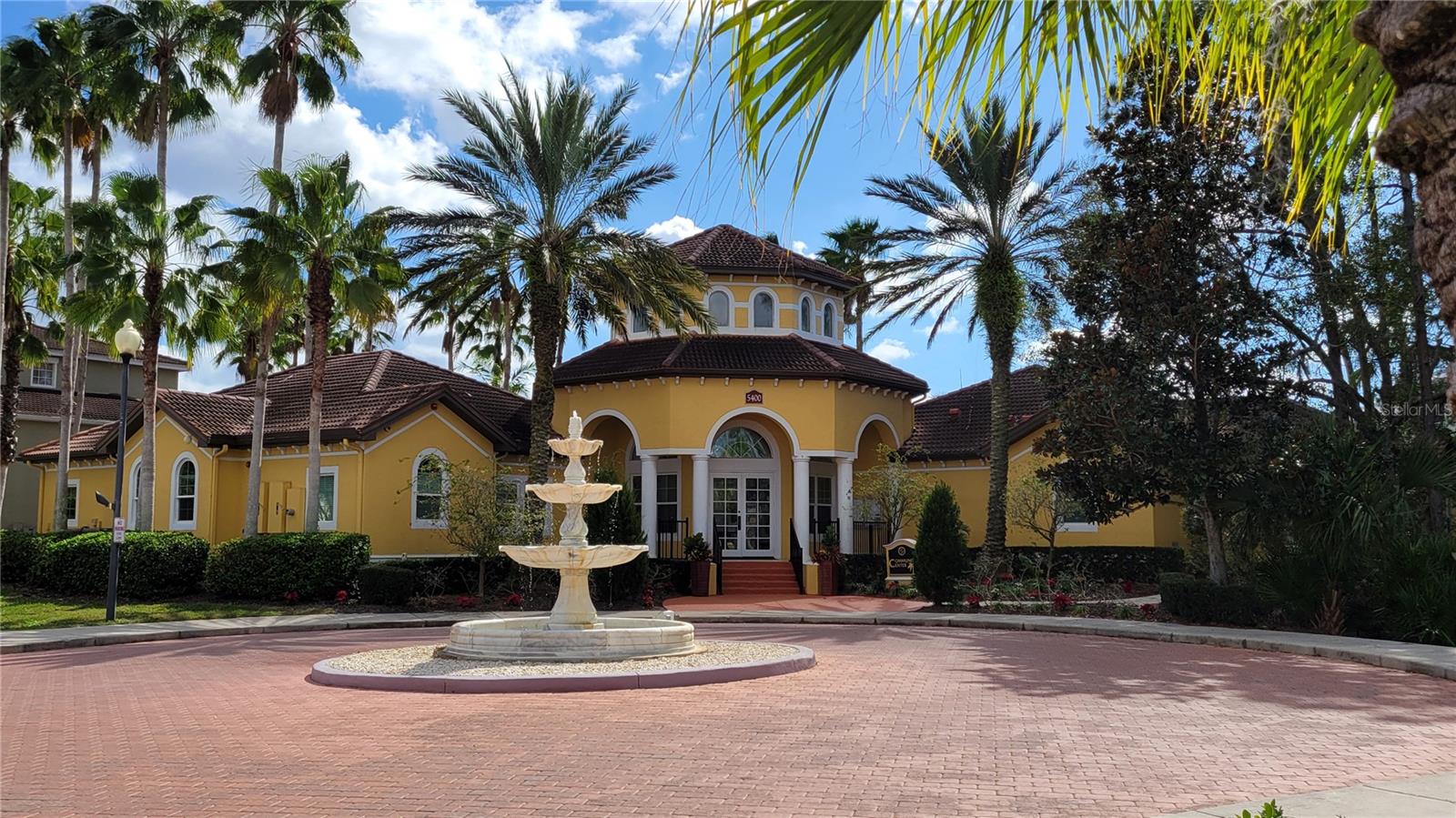 LAS PALMAS OF SARASOTA - Residential Lease