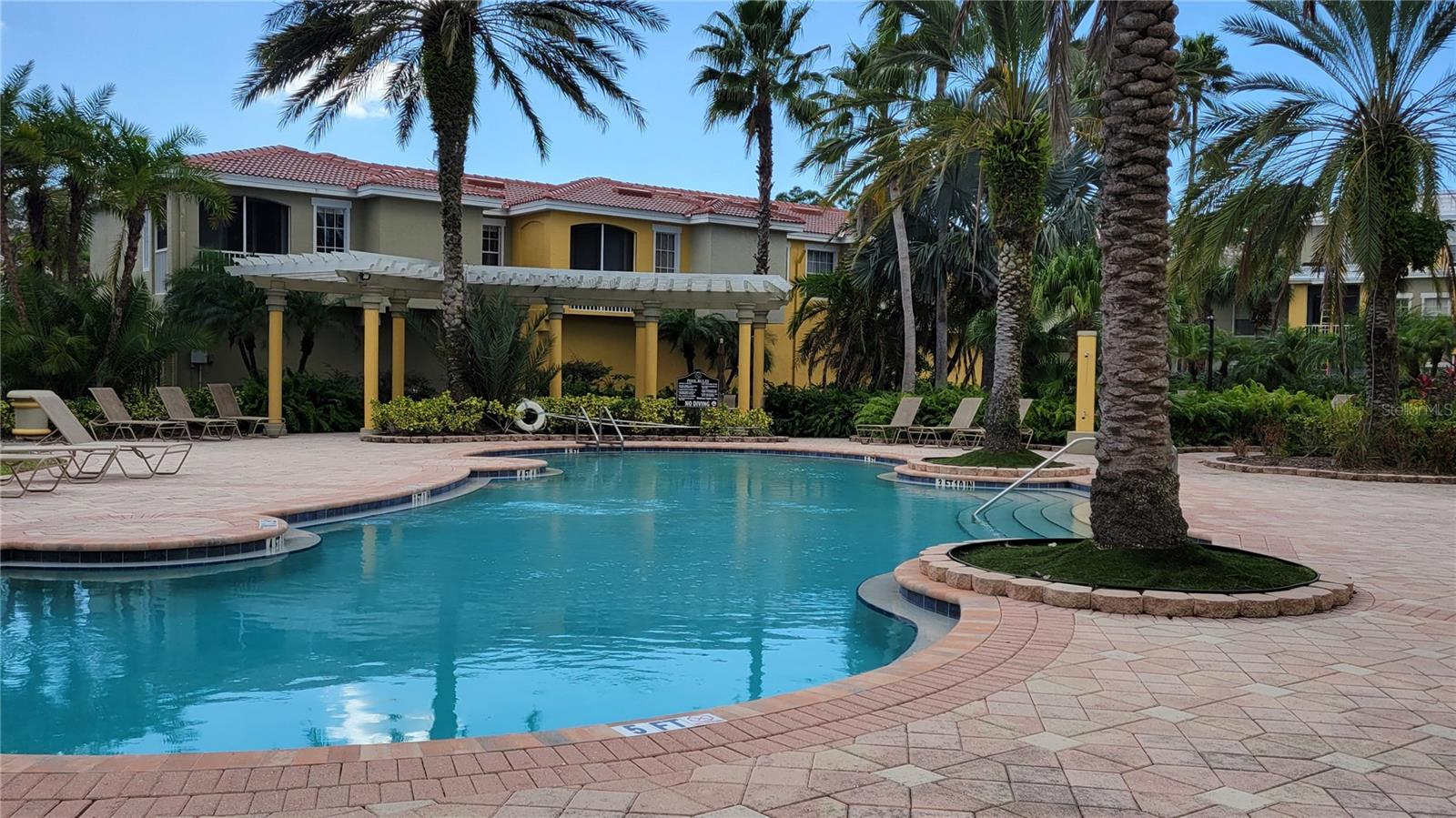 LAS PALMAS OF SARASOTA - Residential Lease