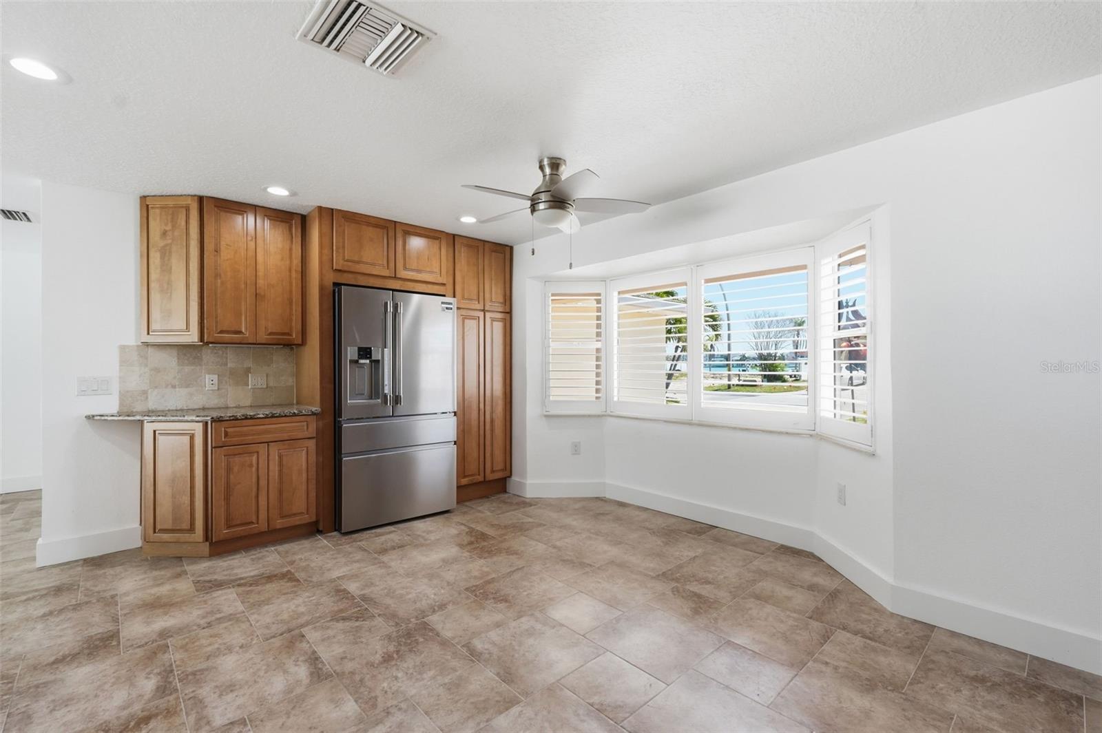 THREE PALMS POINT - Residential