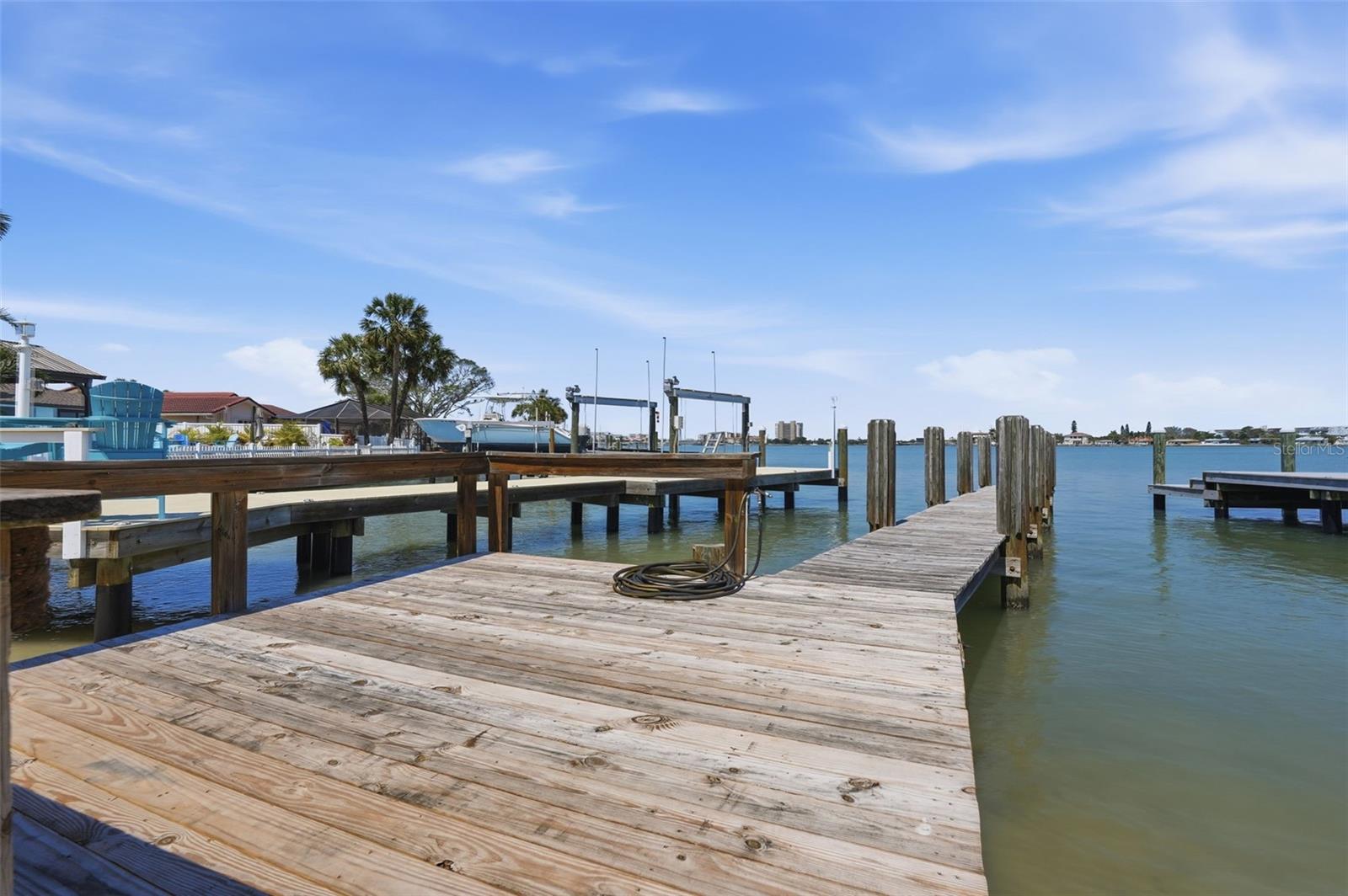 THREE PALMS POINT - Residential