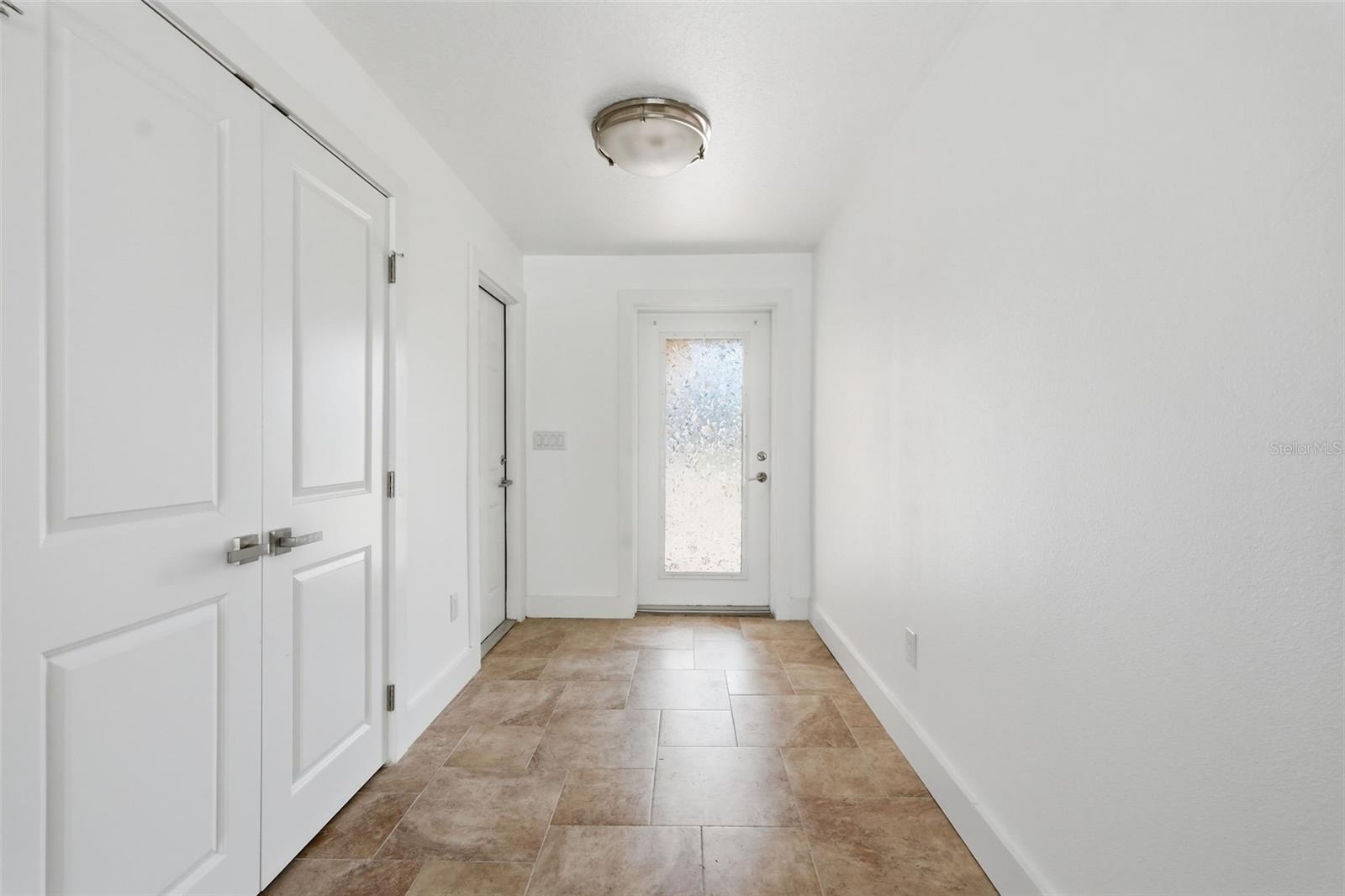 THREE PALMS POINT - Residential