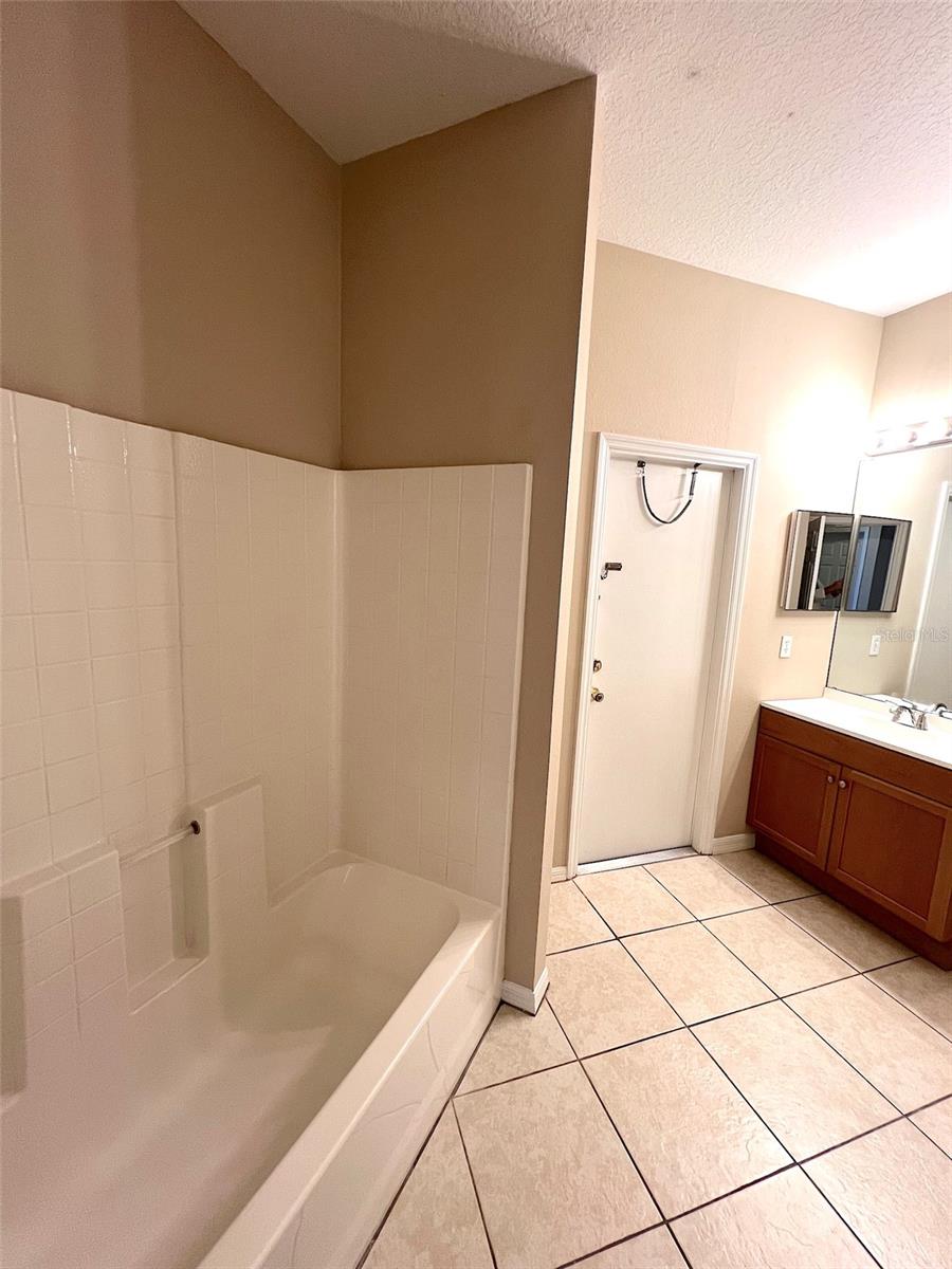 LEHIGH WOODS - Residential Lease