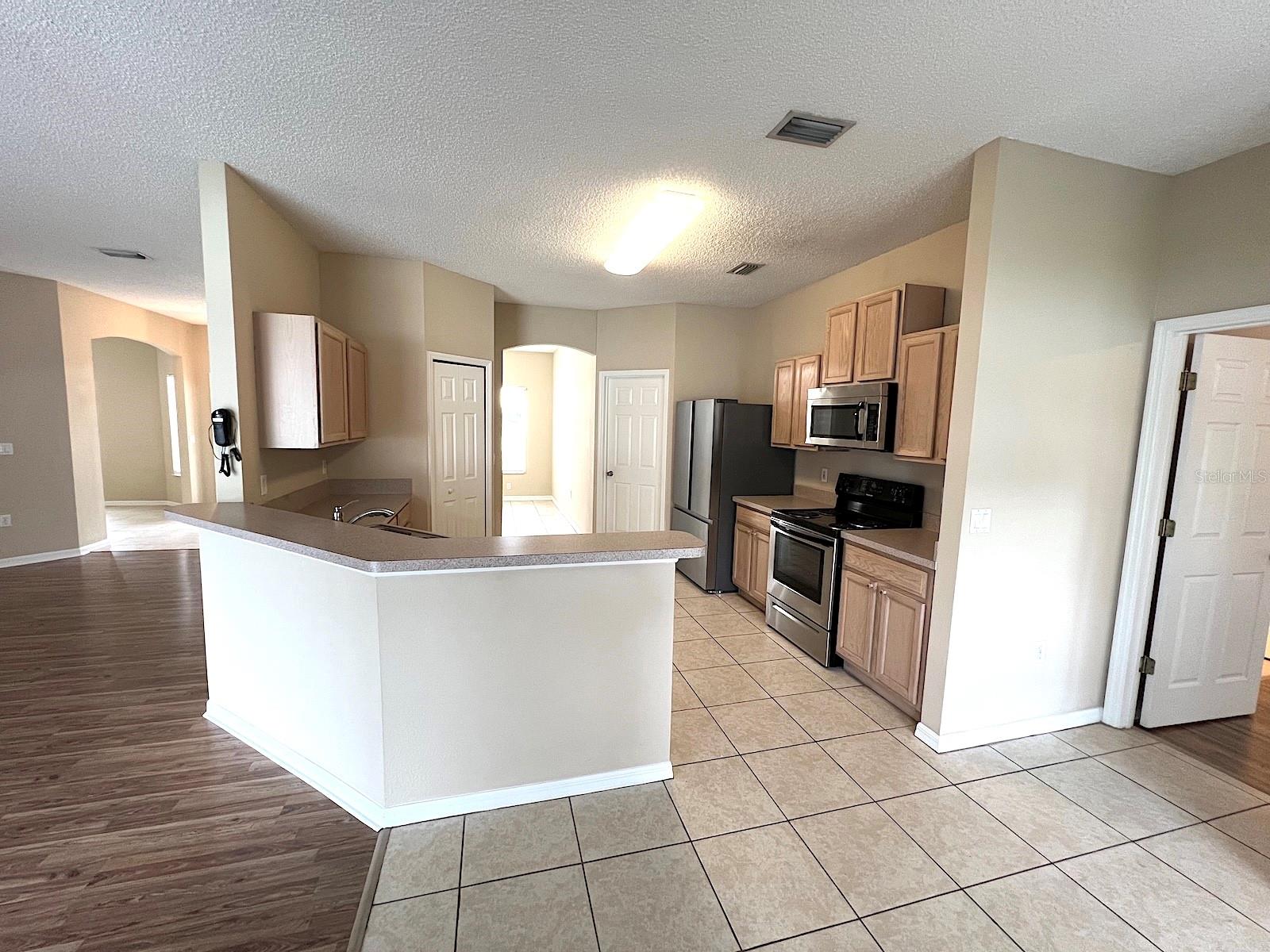 LEHIGH WOODS - Residential Lease