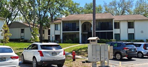 Photo of 1725 Pine Ridge Way W #D-2, Palm Harbor, FL 34684 (MLS # TB8490672)