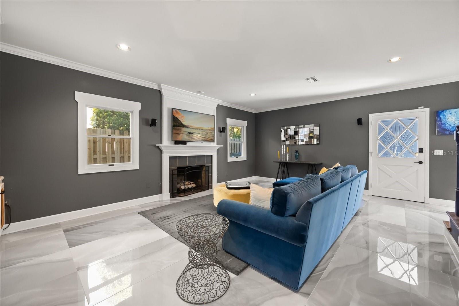 MAITLAND SHORES - Residential