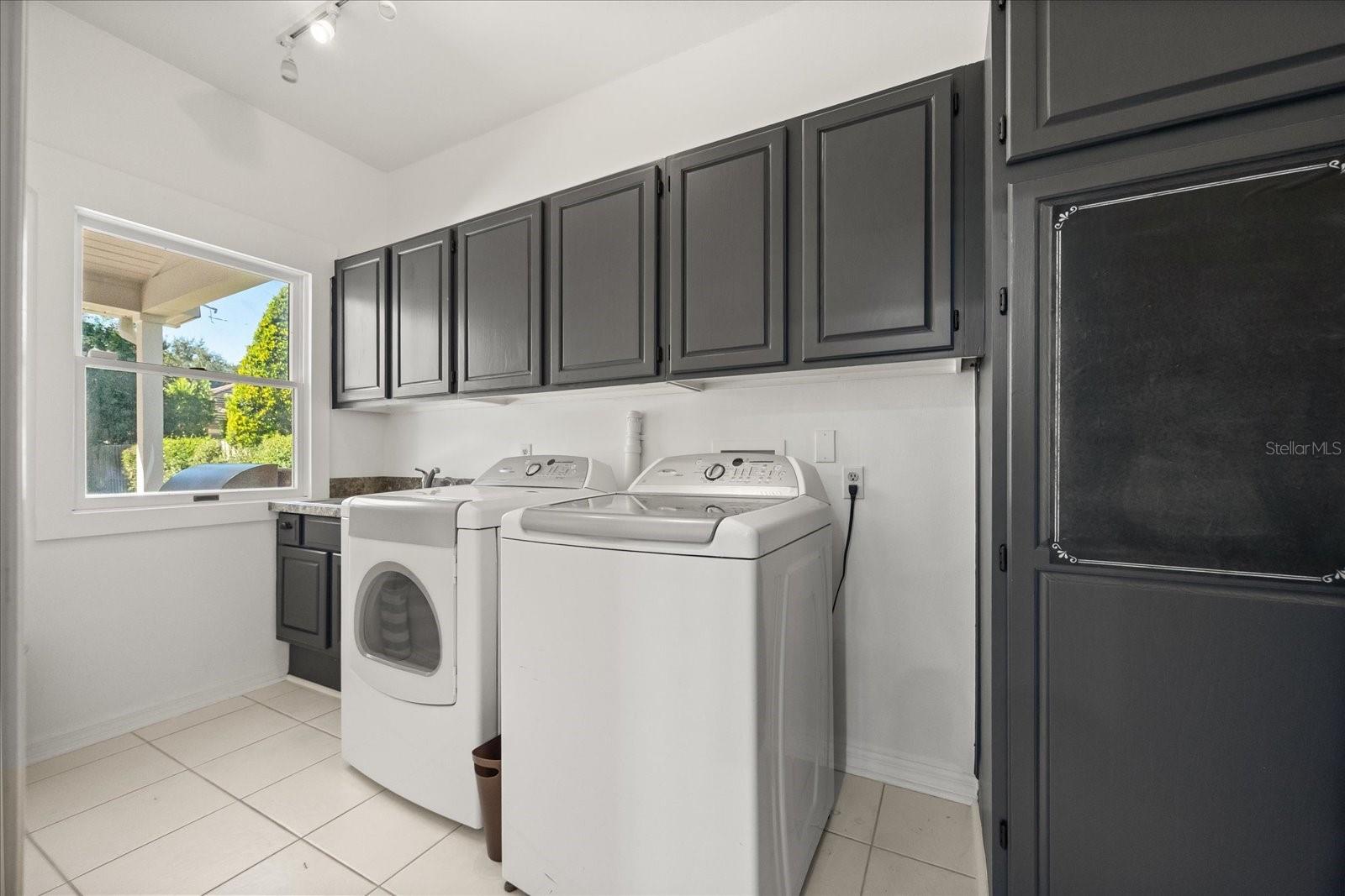 MAITLAND SHORES - Residential