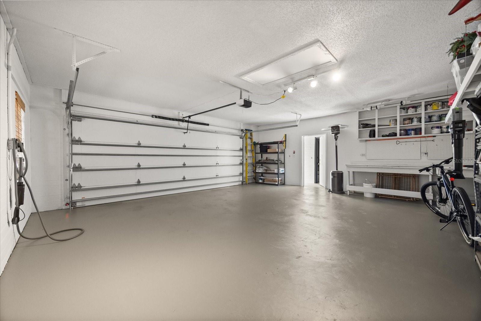 MAITLAND SHORES - Residential