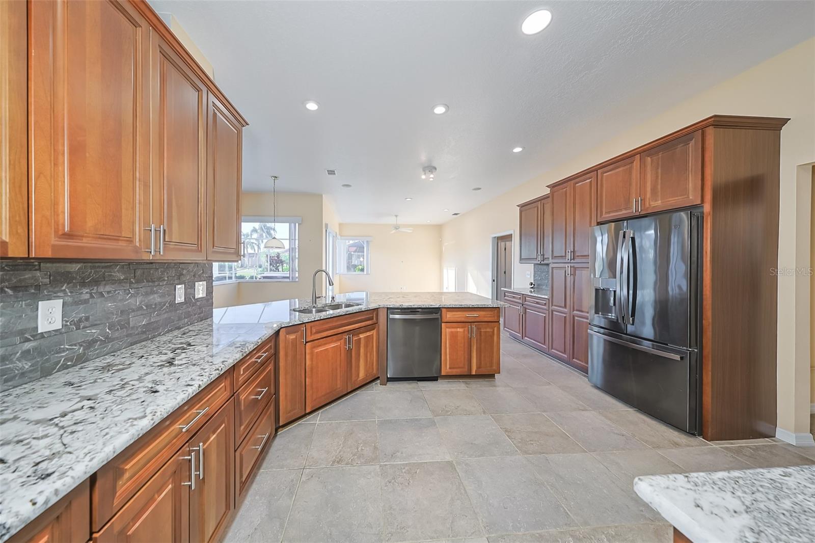 SUN CITY CENTER UNIT 257 PH - Residential