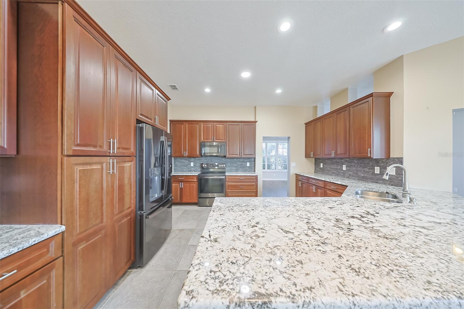 SUN CITY CENTER UNIT 257 PH - Residential