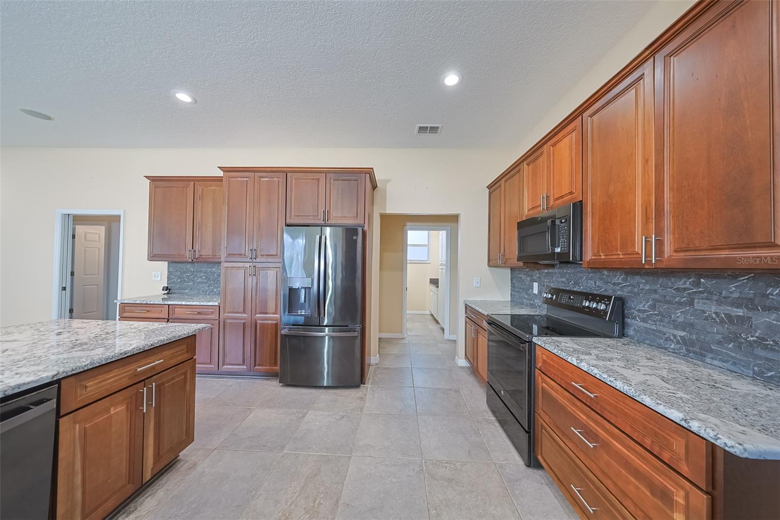 SUN CITY CENTER UNIT 257 PH - Residential