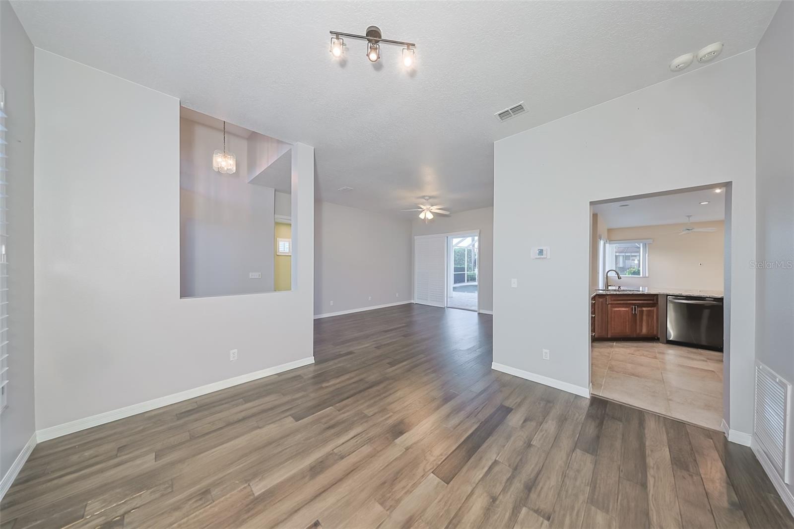 SUN CITY CENTER UNIT 257 PH - Residential