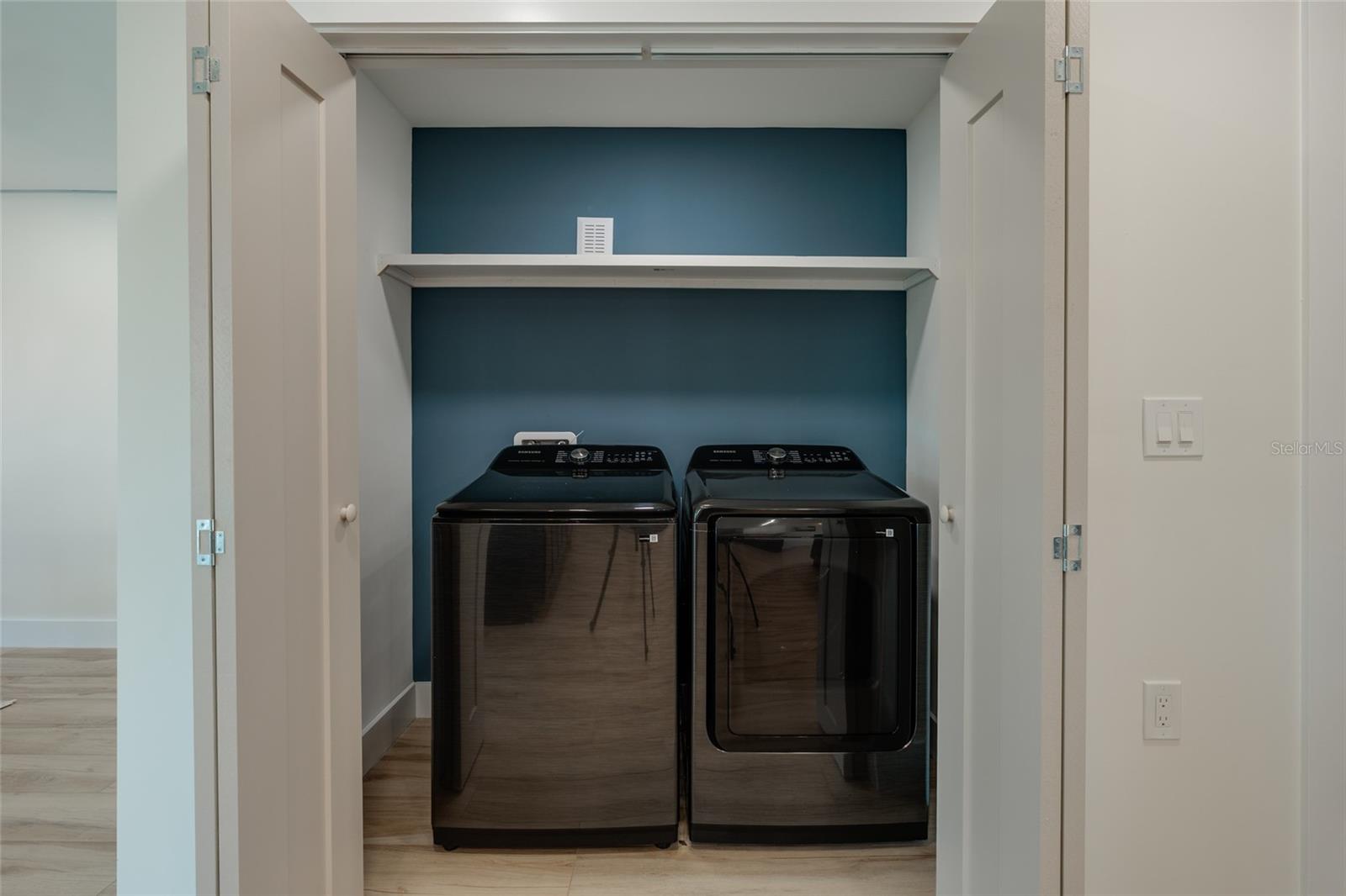 VENETIAN ISLES - Residential