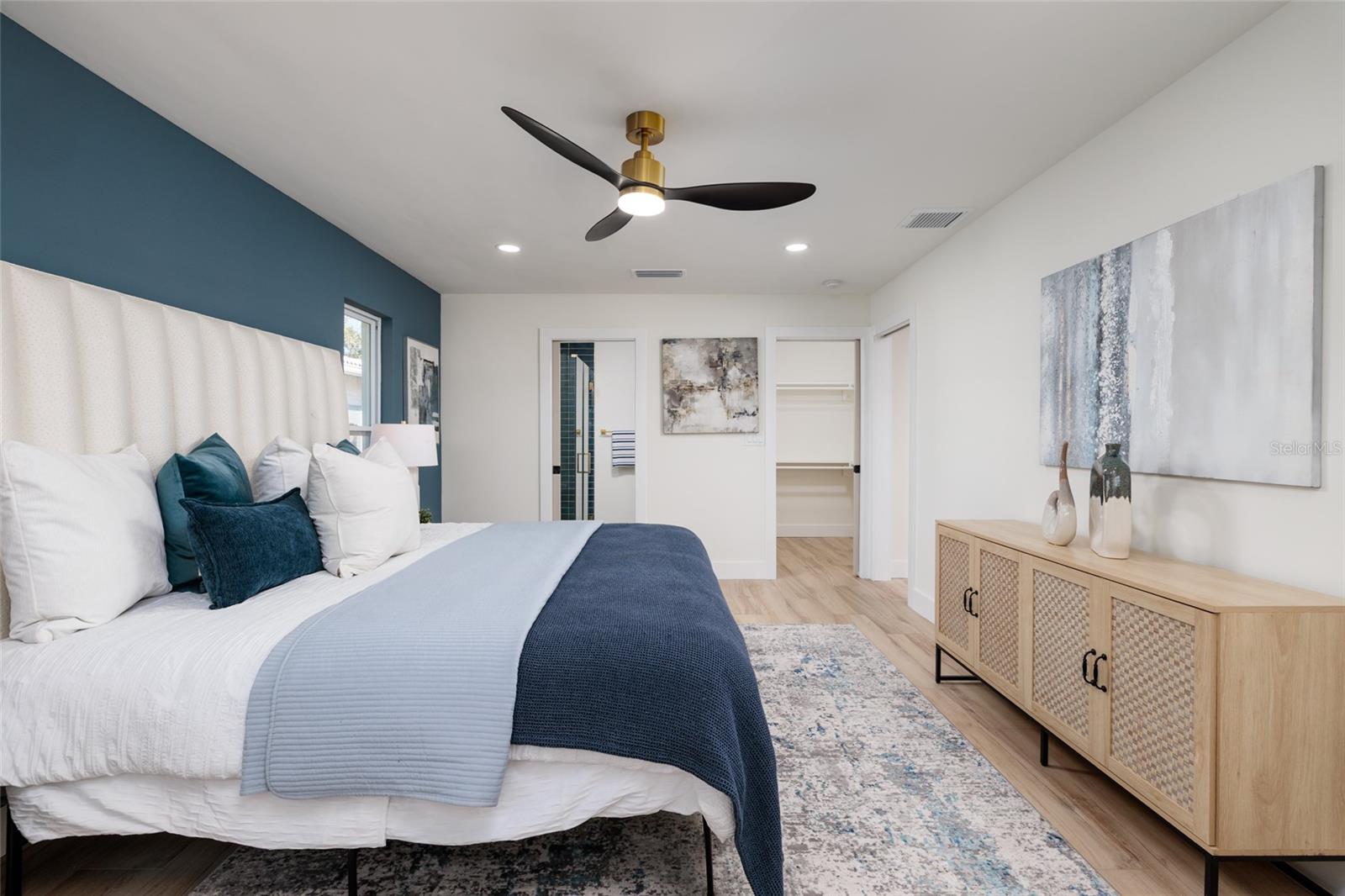 VENETIAN ISLES - Residential