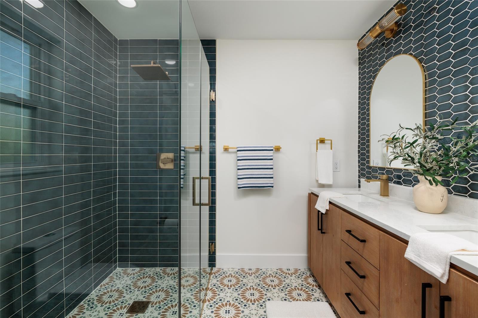 VENETIAN ISLES - Residential