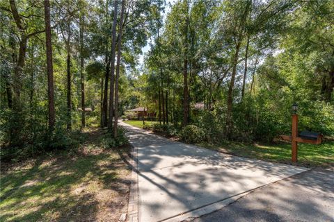 A home in DUNNELLON