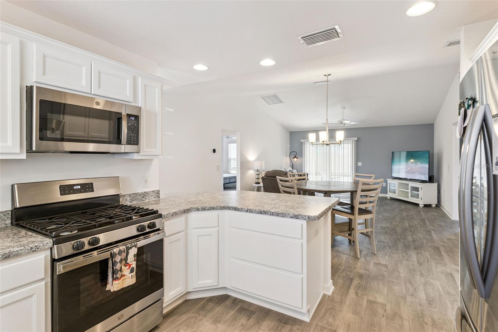 LOT 45 VILLAGES OF SOUTHERN OAKS UNIT - Residential