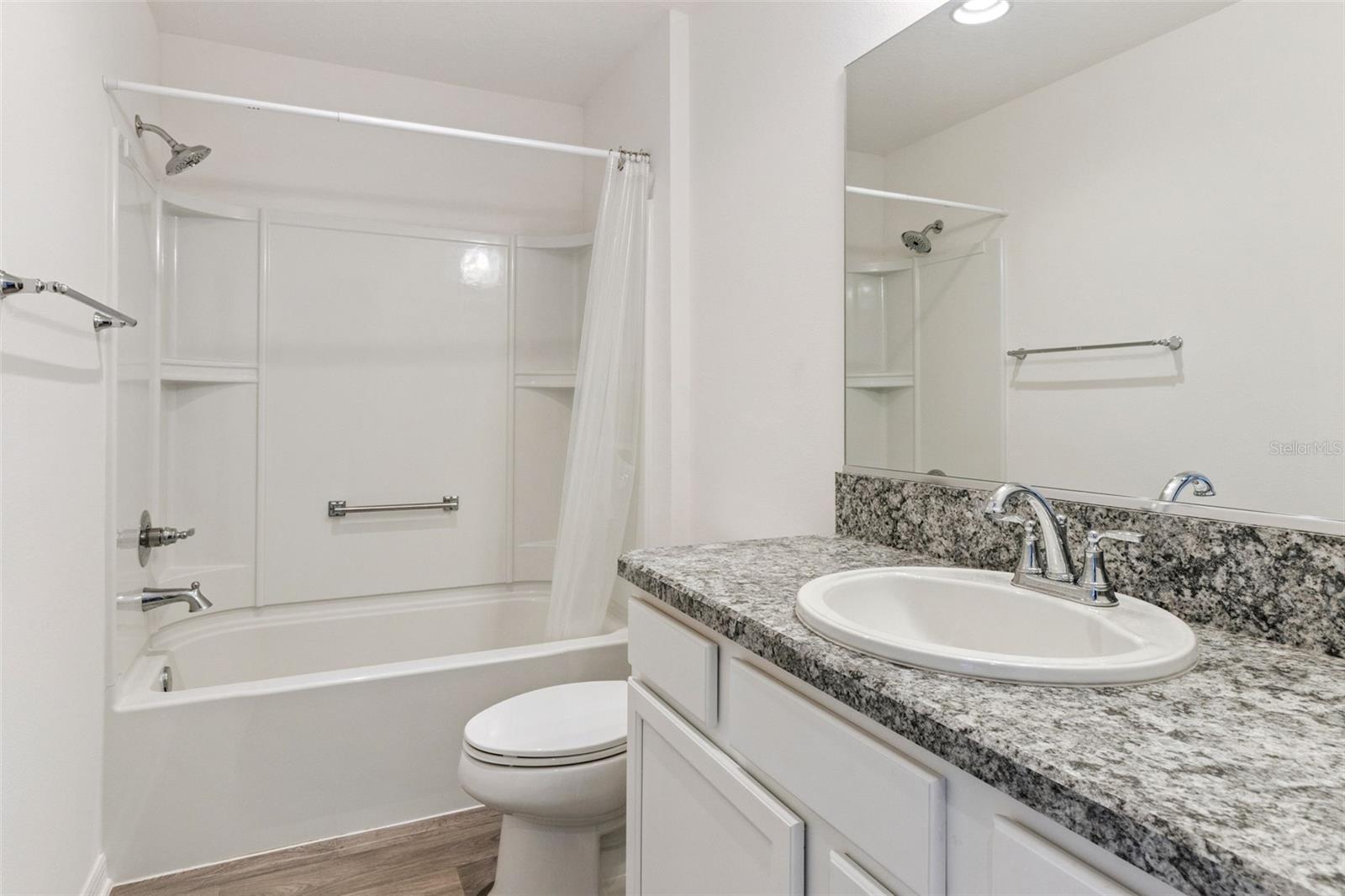 LOT 45 VILLAGES OF SOUTHERN OAKS UNIT - Residential