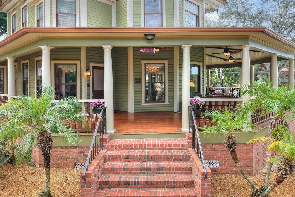 Photo of 822 W Patterson Street, Lakeland, FL 33803 (MLS # L4965565)