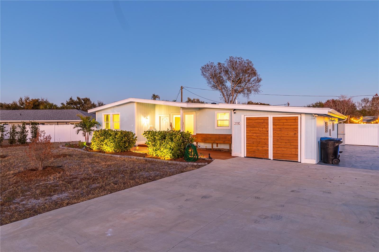 LAKEWOOD ESTATES SUB OF TR 14 - Residential