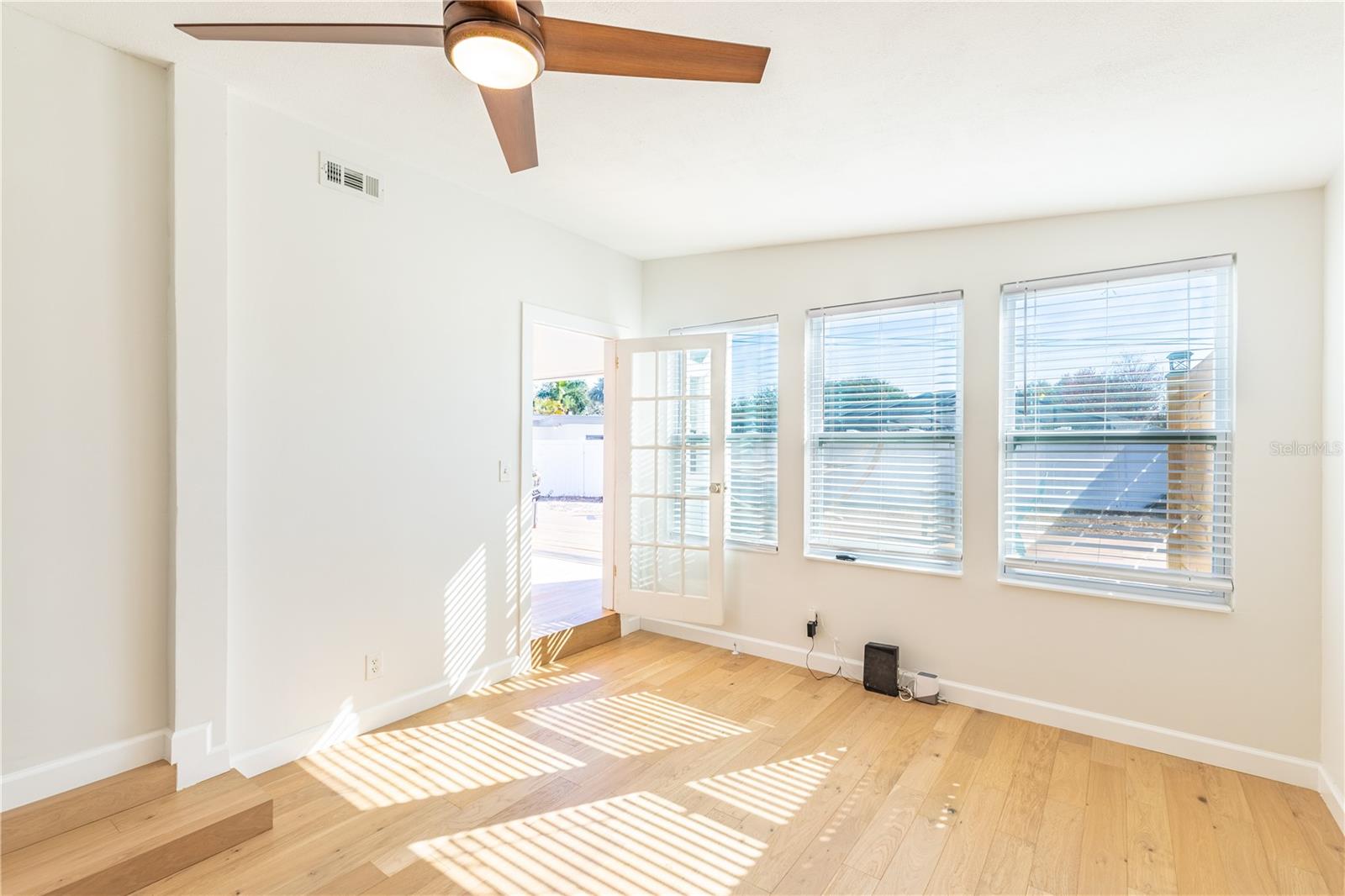 LAKEWOOD ESTATES SUB OF TR 14 - Residential