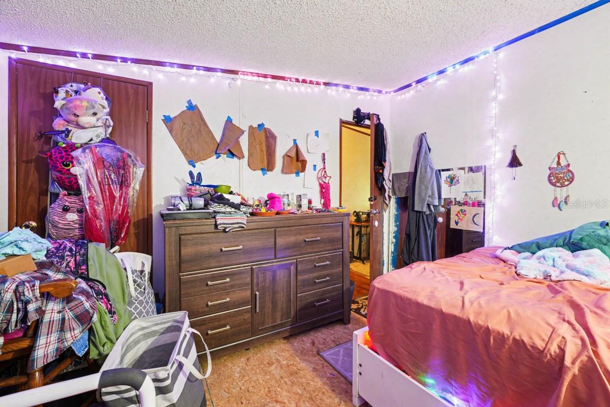 COUNTRY VIEW ESTATES - Residential