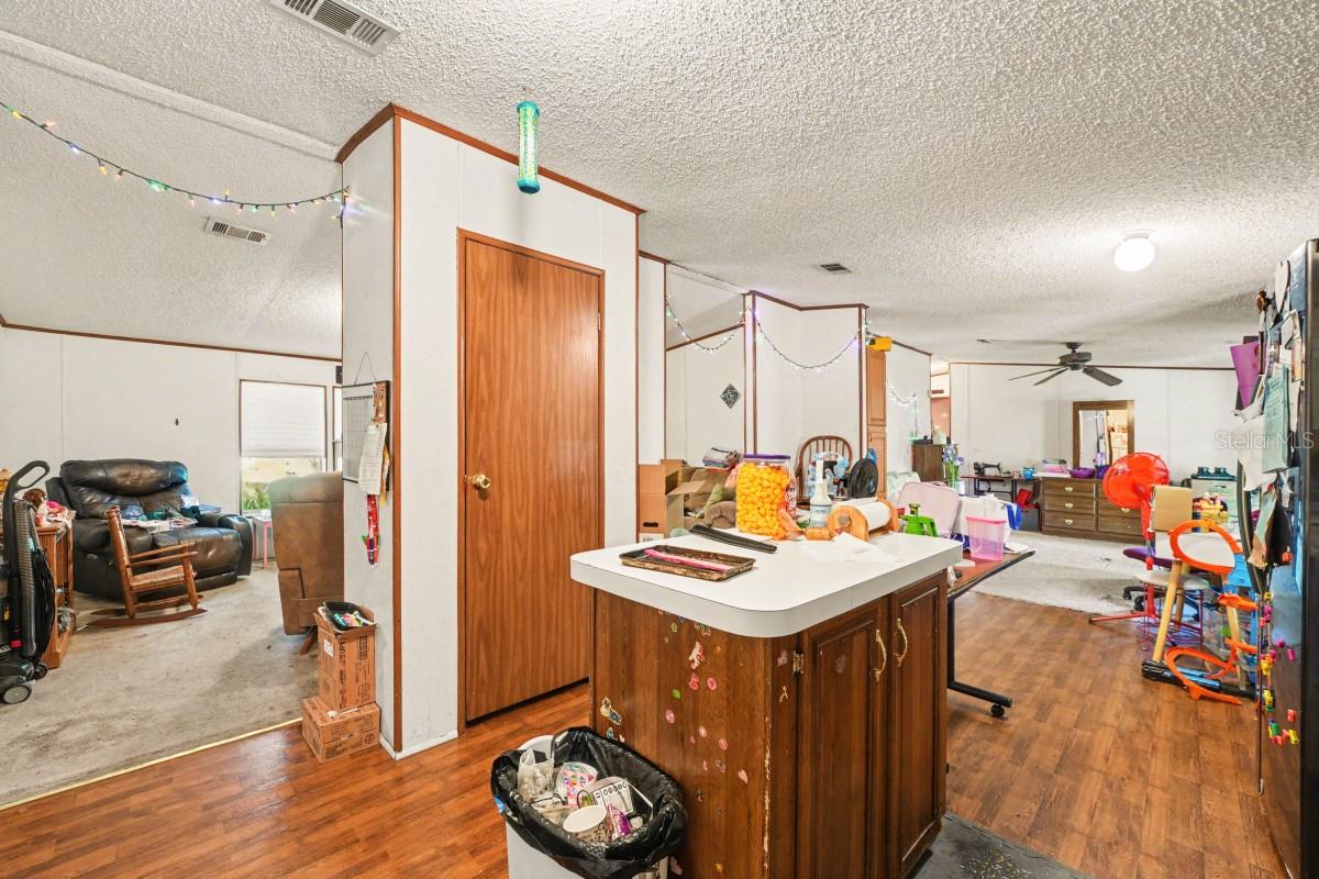 COUNTRY VIEW ESTATES - Residential