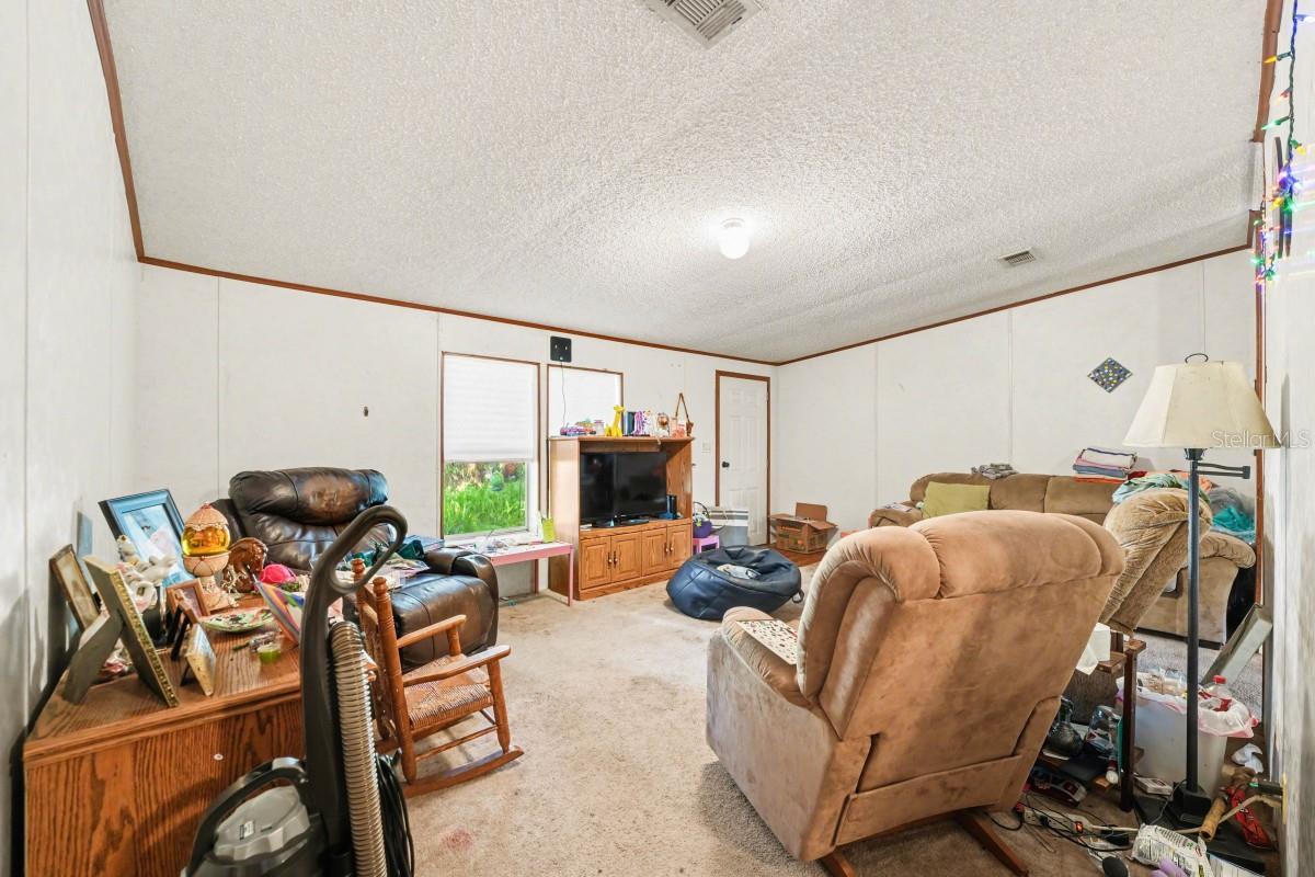 COUNTRY VIEW ESTATES - Residential