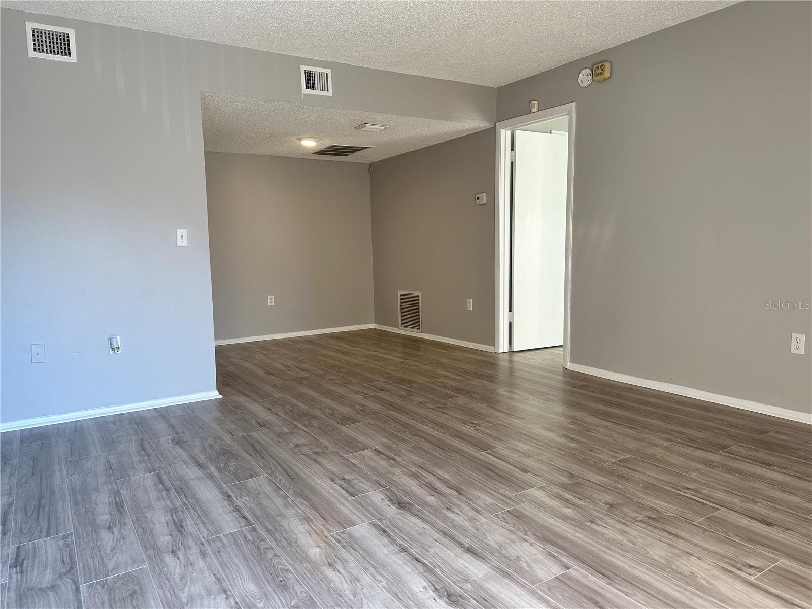 VILLAGE SQUARE CONDO - Residential Lease