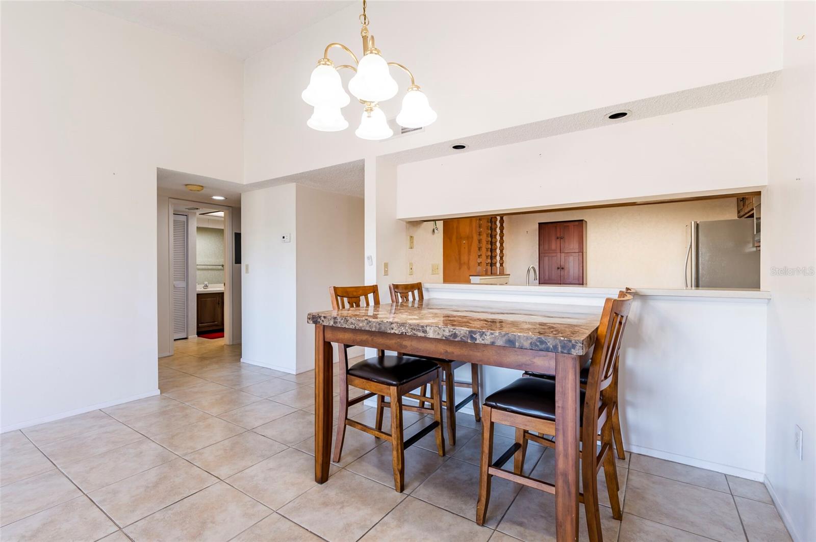 2593 COUNTRYSIDE BOULEVARD 7307