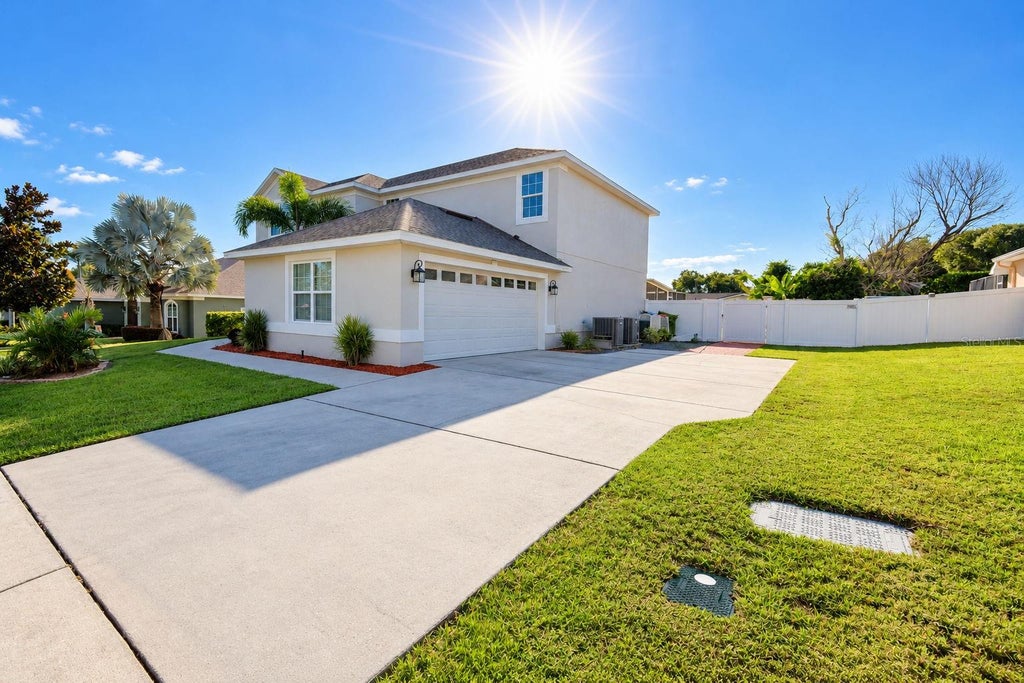 Photo of 4407 Mandolin Boulevard, Winter Haven, FL 33884 (MLS # L4965710)