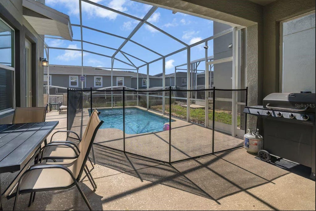 Photo of 1025 Leader Street, Davenport, FL 33896 (MLS # S5158153)