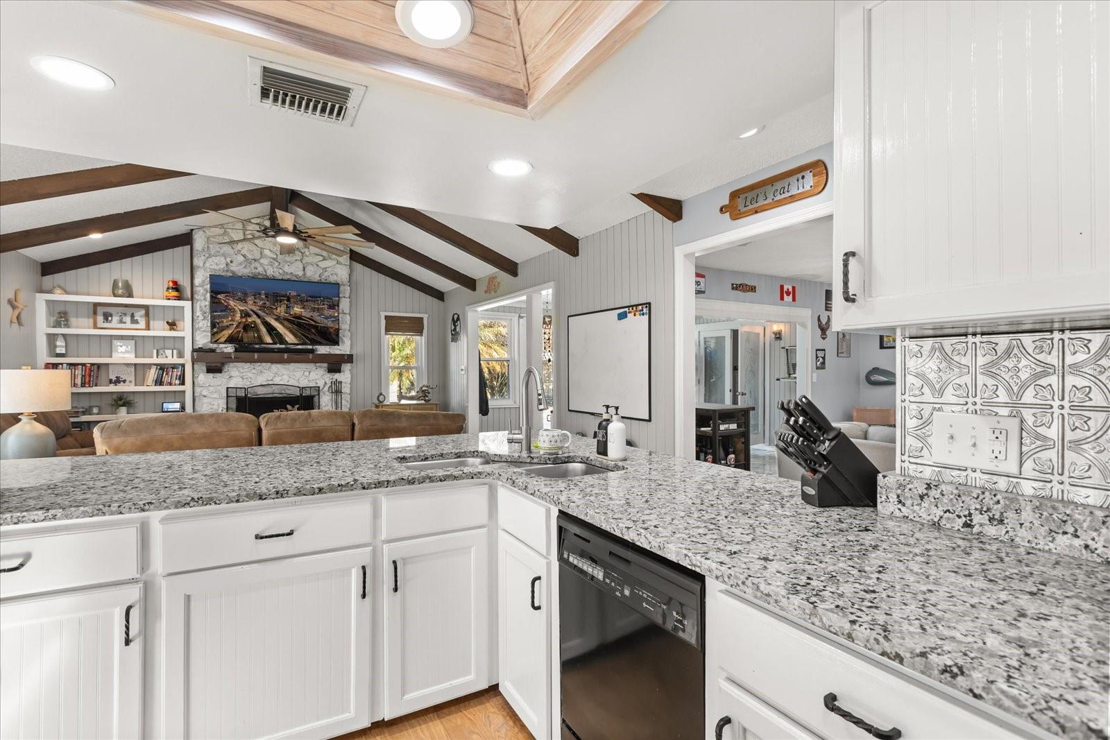 MOUNT DORA FOREST HEIGHTS - Residential