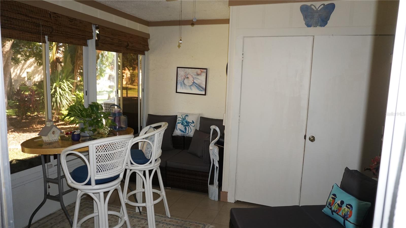 CHATEAU VILLAGE CONDO 03 - Residential