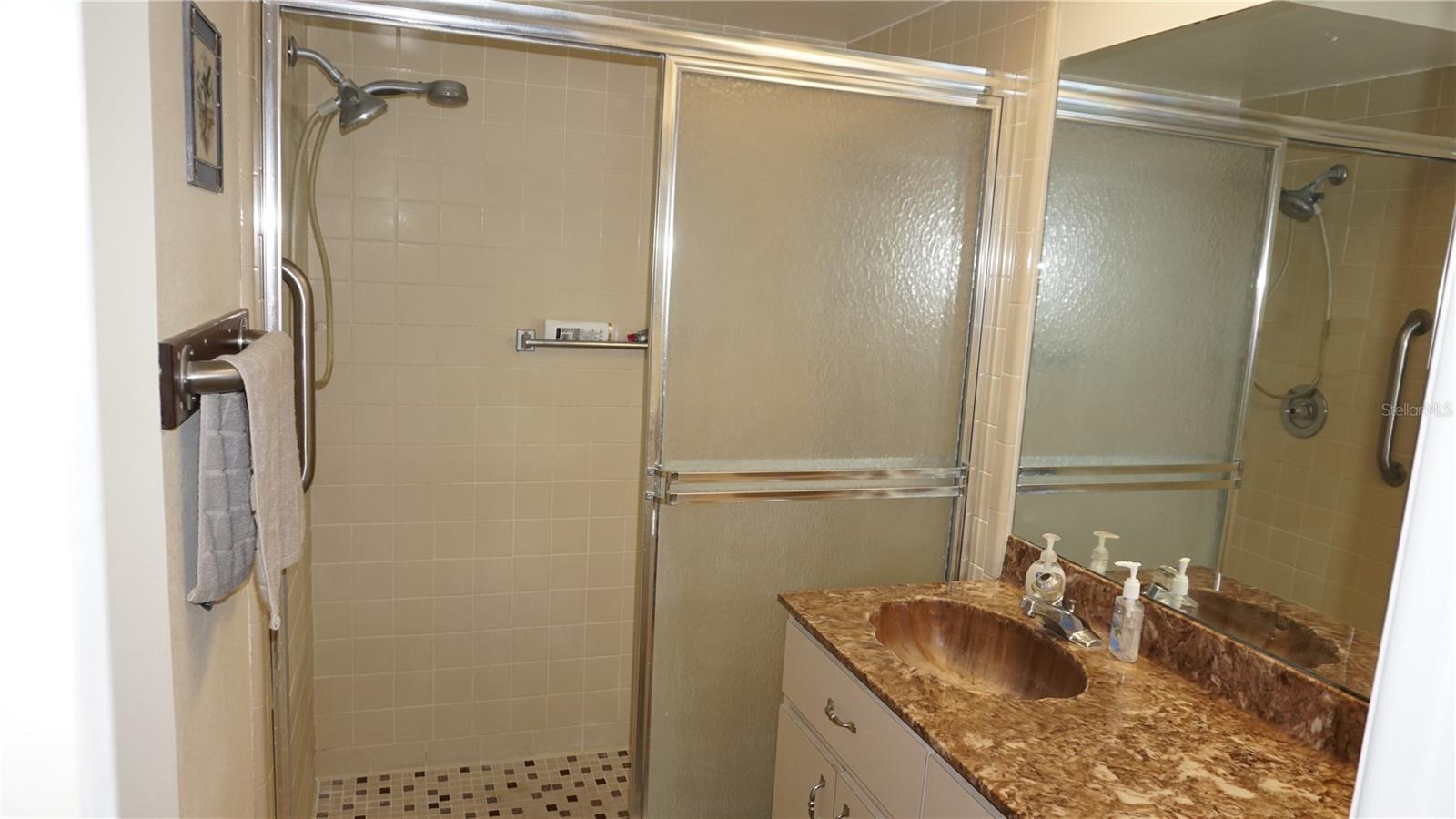 CHATEAU VILLAGE CONDO 03 - Residential