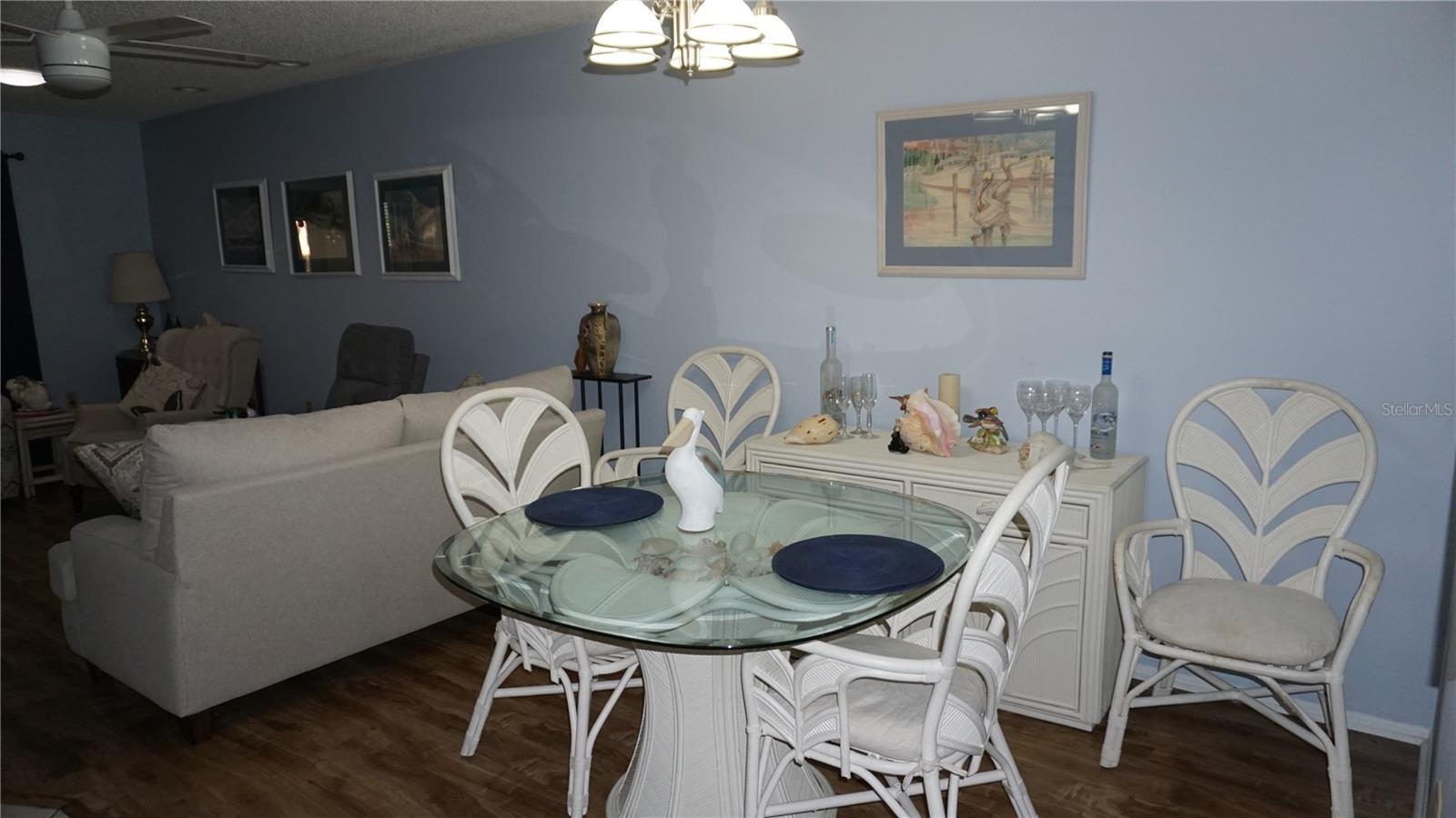 CHATEAU VILLAGE CONDO 03 - Residential