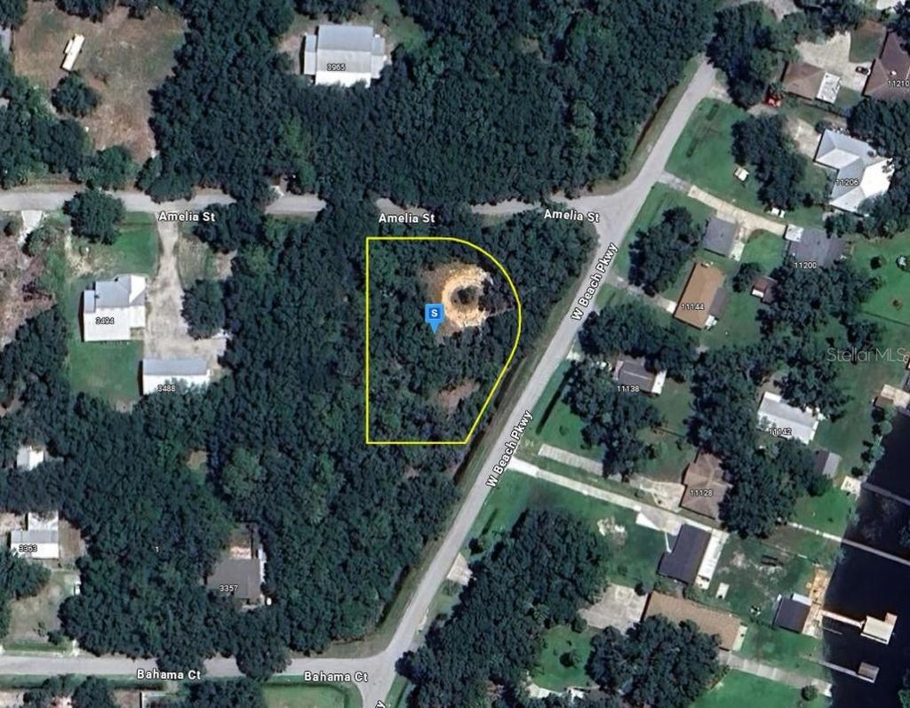 Photo of 11201 W Beach Pkwy, Lake Wales, FL 33898 (MLS # A4696801)
